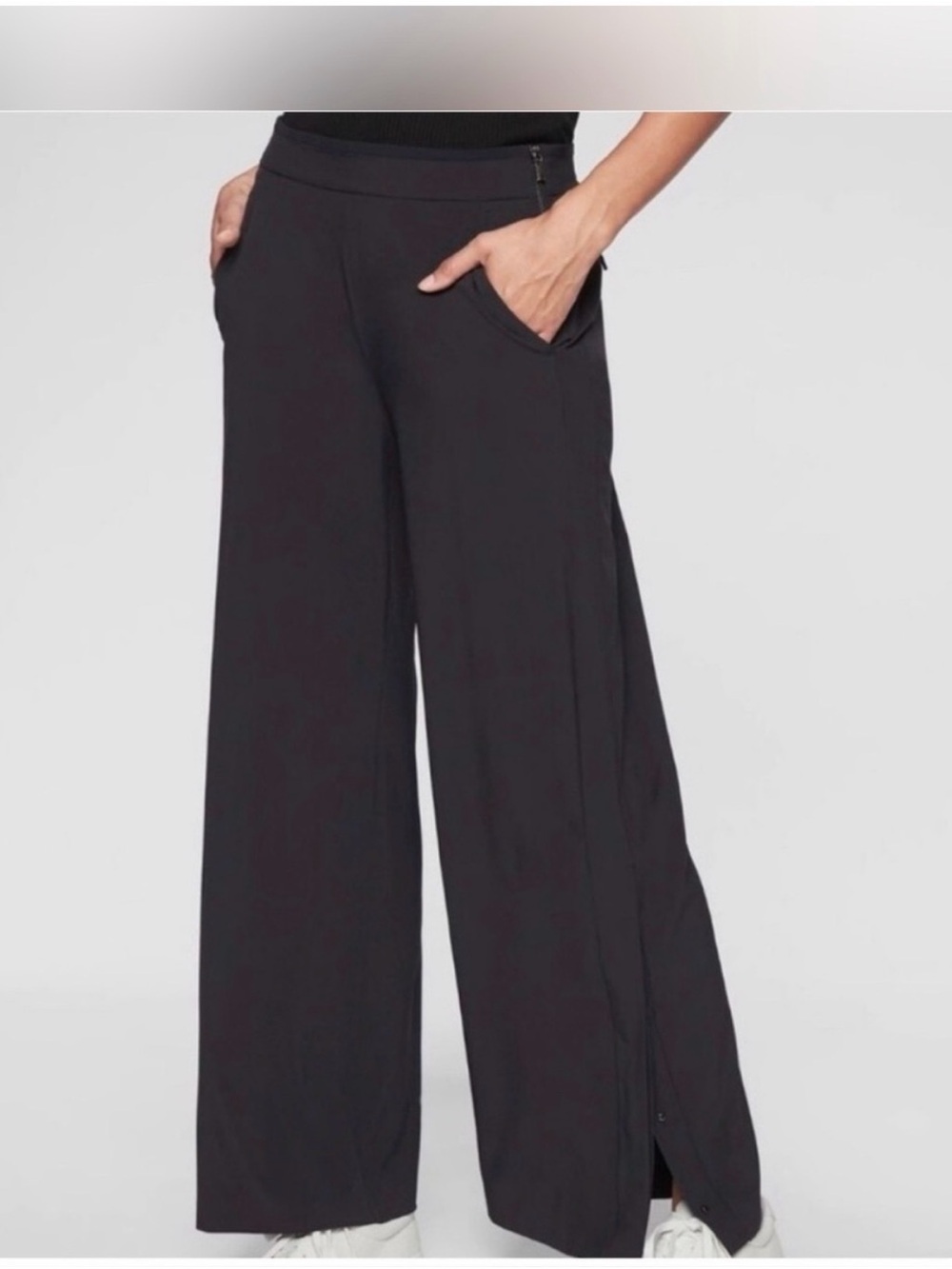 Athleta Gramercy Track Pants Black Wide Leg Snap Hem 2 Fits Like 4
